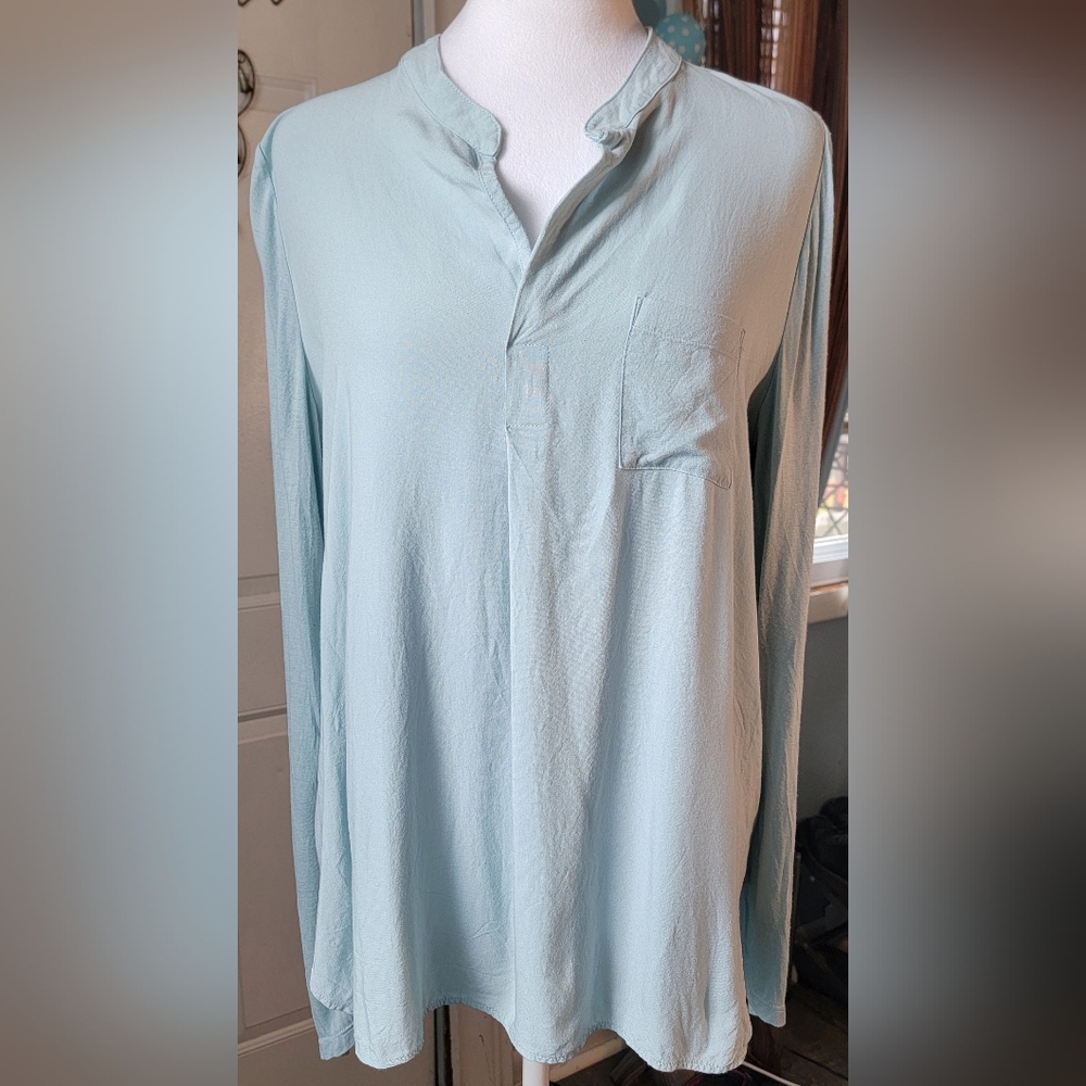 Plieone Mixed Media Tunic Blouse Womens M Light Blue Roll Tab Sleeve Soft Flowy